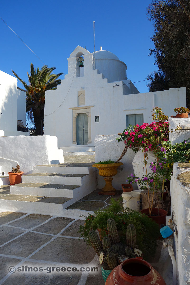 Kyrkan i byn Ai Loukas